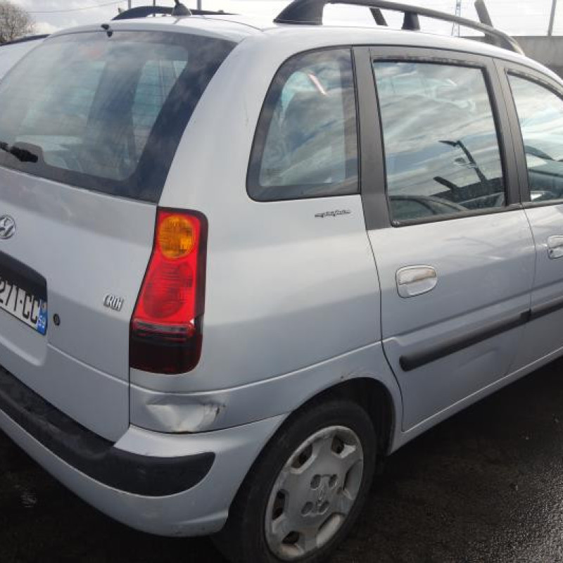 Serrure avant droit HYUNDAI MATRIX Photo n°5