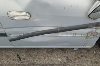 Serrure avant droit HYUNDAI MATRIX