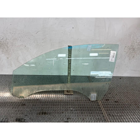 Vitre avant gauche MERCEDES CLASSE E 207 Photo n°1