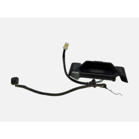 Bouton de coffre SUZUKI SX4 2 S-CROSS Photo n°1