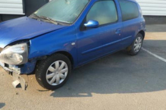 Bouton de coffre RENAULT CLIO 2 CAMPUS