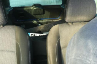 Bouton de coffre RENAULT CLIO 2 CAMPUS