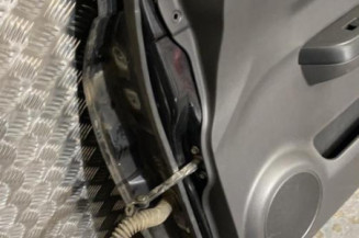 Porte avant droit SUZUKI SWIFT 3