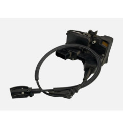 Serrure avant droit FORD FIESTA 5