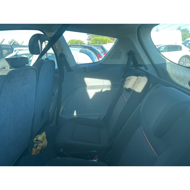 Attache ceinture avant droit FORD S-MAX 1 Photo n°16