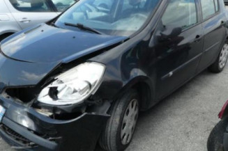 Boite de vitesses RENAULT CLIO 3 Photo n°1