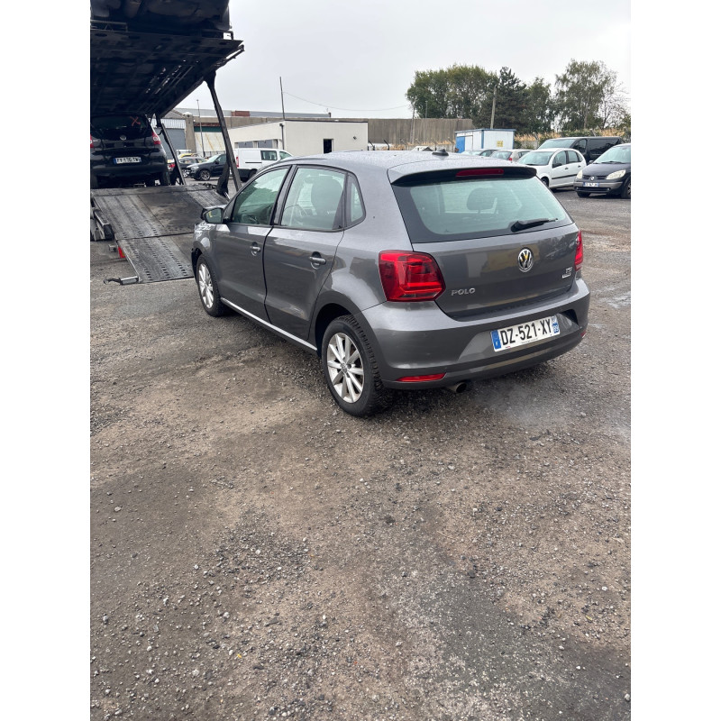 VOLKSWAGEN POLO 5 PHASE 2 1.2 TSI - 16V TURBO Photo n°8