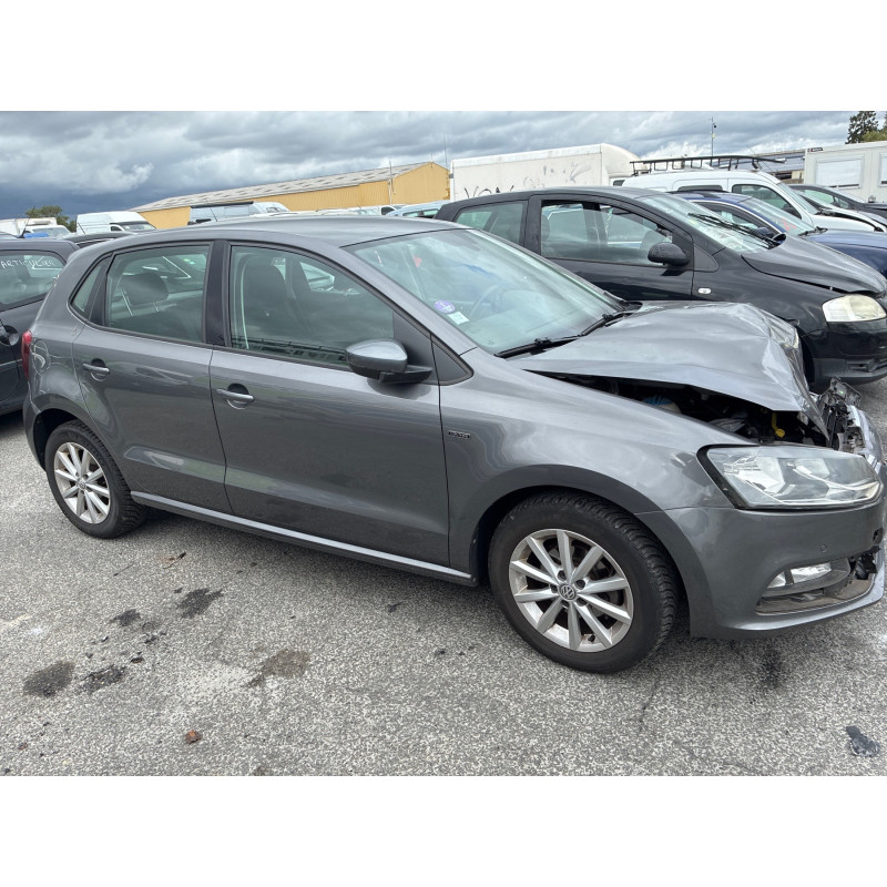 VOLKSWAGEN POLO 5 PHASE 2 1.2 TSI - 16V TURBO Photo n°15