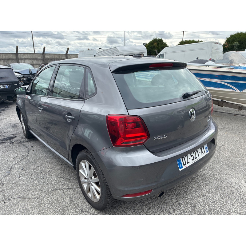 VOLKSWAGEN POLO 5 PHASE 2 1.2 TSI - 16V TURBO Photo n°19