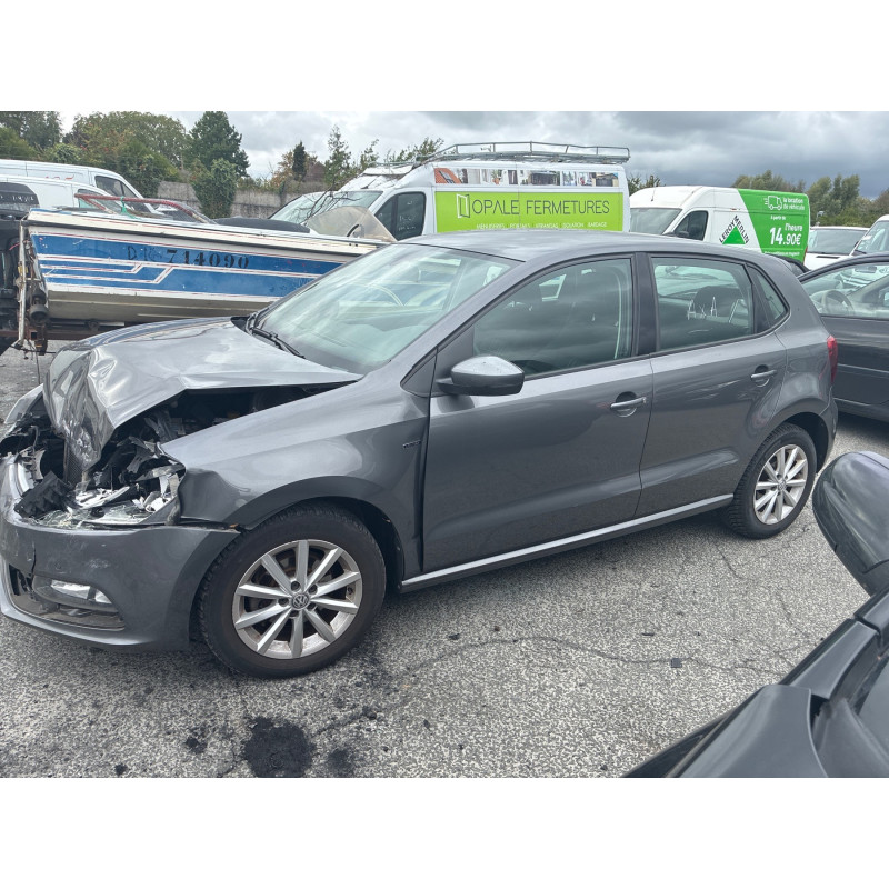 VOLKSWAGEN POLO 5 PHASE 2 1.2 TSI - 16V TURBO Photo n°20