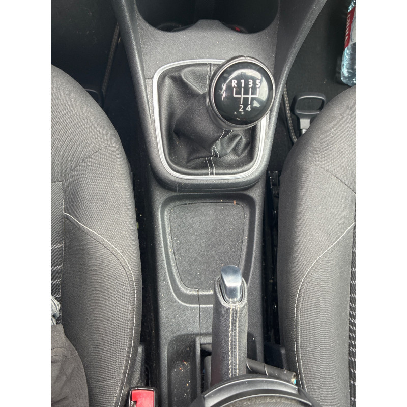 VOLKSWAGEN POLO 5 PHASE 2 1.2 TSI - 16V TURBO Photo n°34