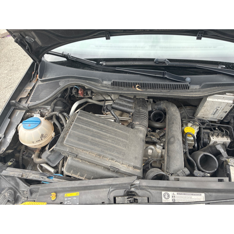 VOLKSWAGEN POLO 5 PHASE 2 1.2 TSI - 16V TURBO Photo n°36