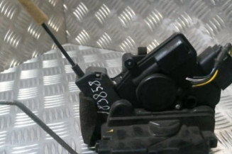 Serrure avant droit MAZDA 3 1