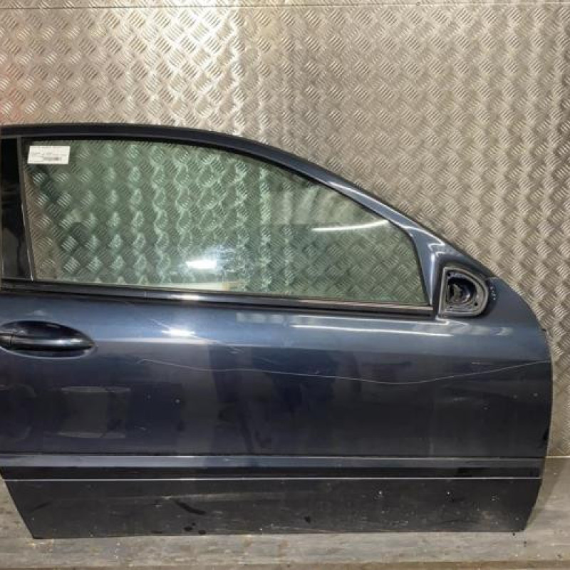Porte avant droit MERCEDES CLASSE C 203 COUPE SPORT Photo n°1
