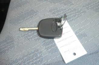 Leve vitre mecanique avant droit FORD FIESTA 4
