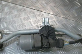 Moteur essuie glace avant PEUGEOT 2008 1 Photo n°1