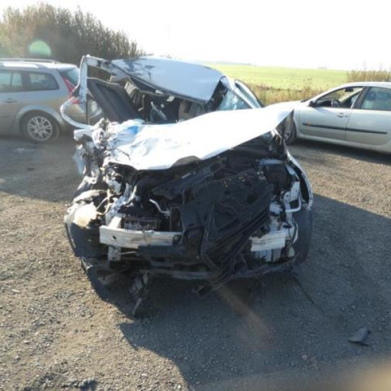 Pompe lave glace avant RENAULT CLIO 4 Photo n°4
