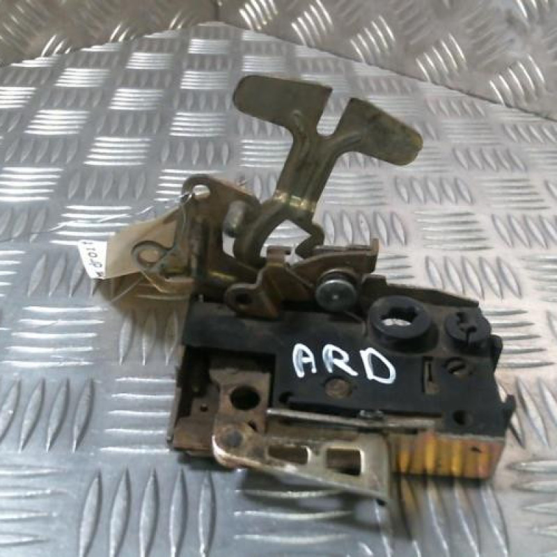 Serrure arriere droit CITROEN SAXO Photo n°2
