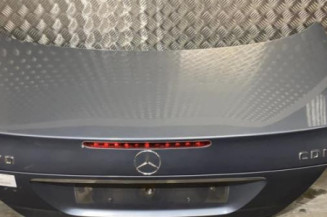 Malle/Hayon arriere MERCEDES CLASSE E 211 Photo n°1