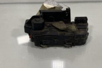 Serrure arriere gauche PEUGEOT 306