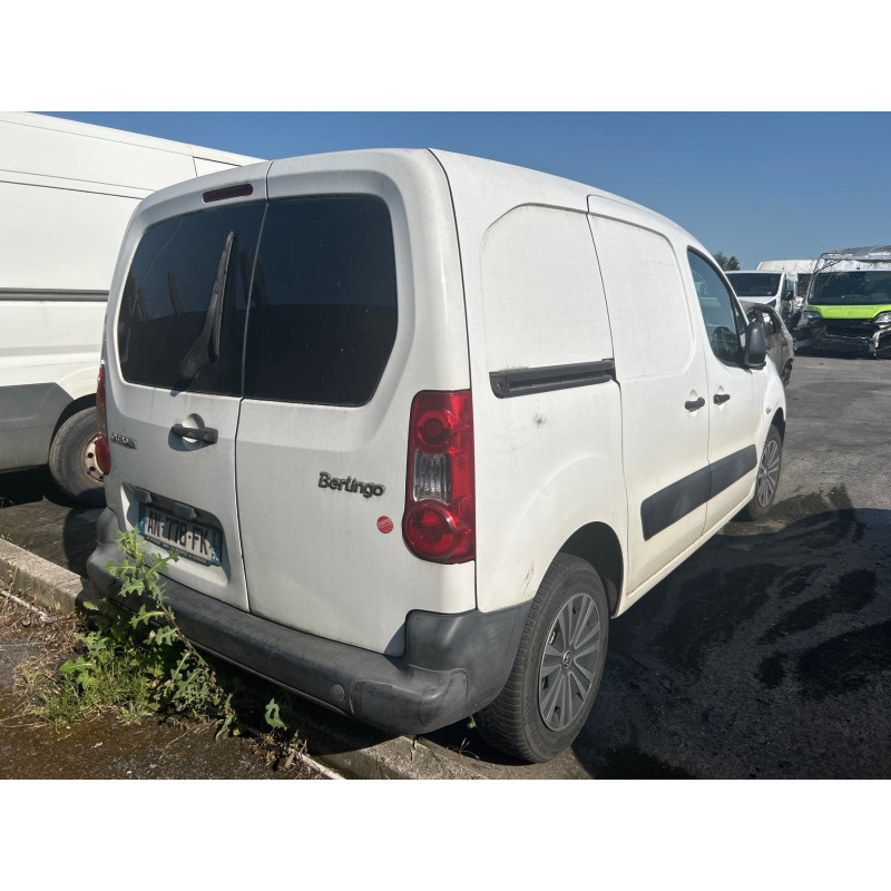Pare choc avant PEUGEOT PARTNER 2 Photo n°15