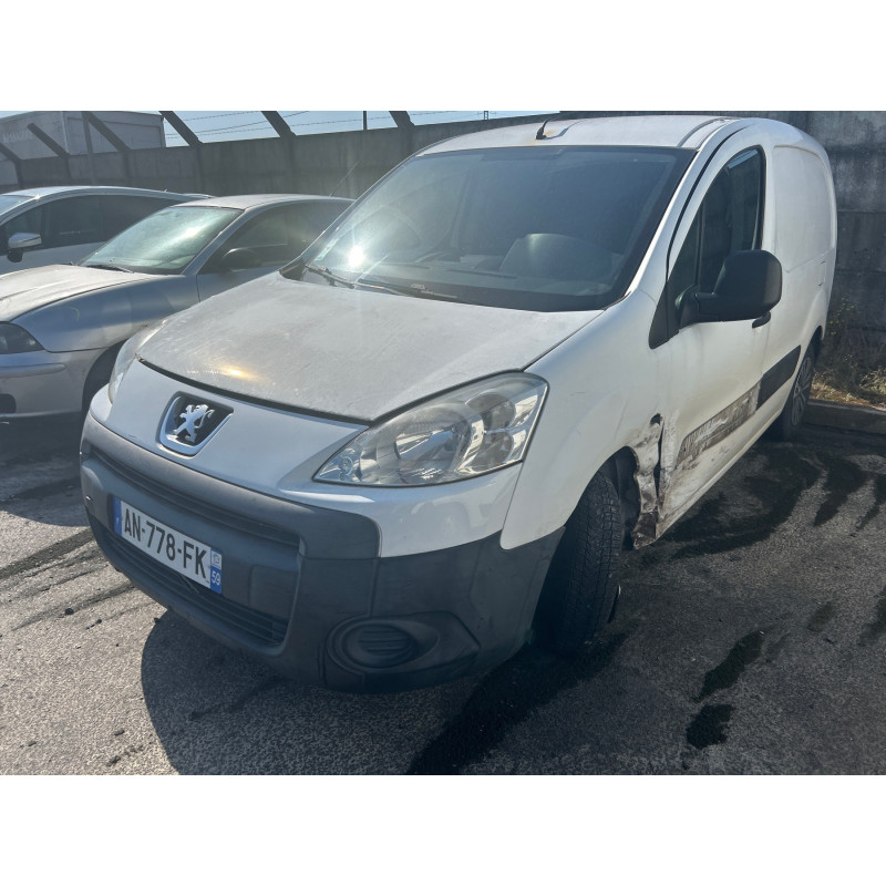 Trappe d'essence PEUGEOT PARTNER 2 Photo n°8