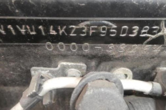 Serrure avant droit VOLVO V 40 1