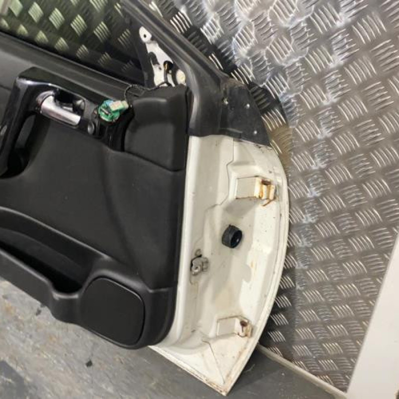 Porte avant gauche OPEL ASTRA G Photo n°4