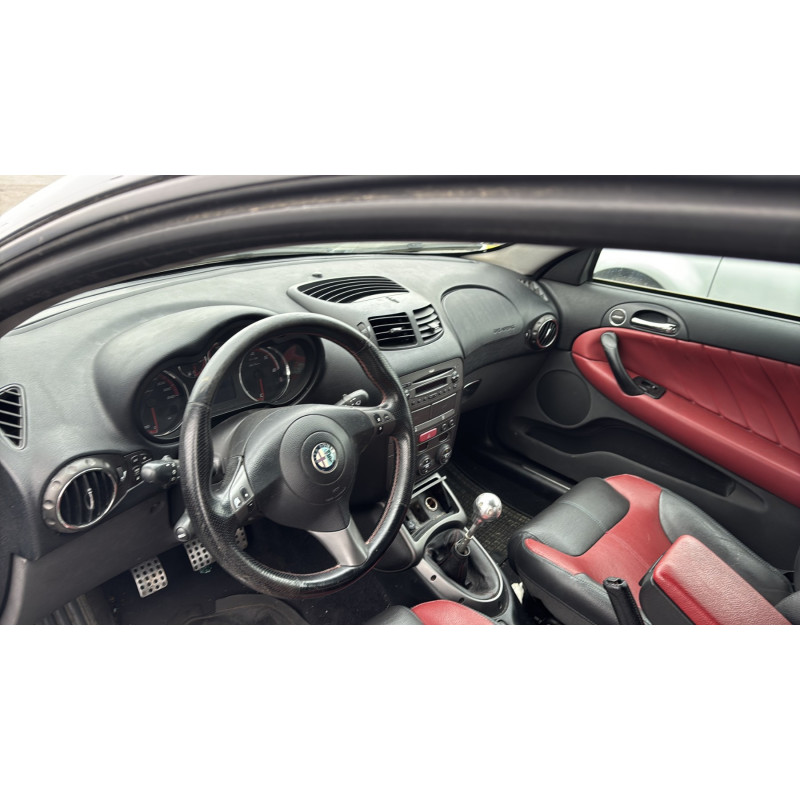 Capot ALFA ROMEO GT Photo n°18