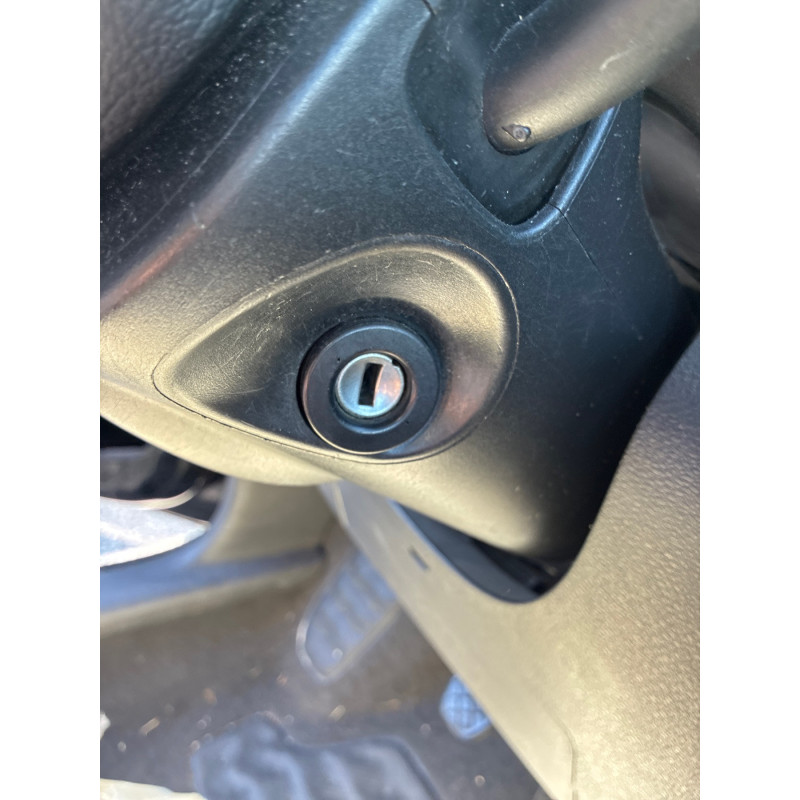 Feu arriere principal gauche (feux) VOLKSWAGEN FOX Photo n°19