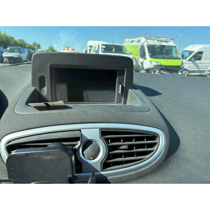 Aile avant gauche RENAULT CLIO 3 Photo n°20