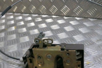 Serrure avant droit FORD KA 1 Photo n°1