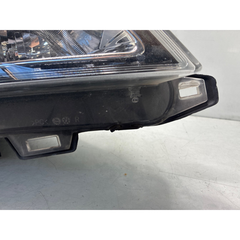 Optique avant principal droit (feux)(phare) OPEL MERIVA B Photo n°4