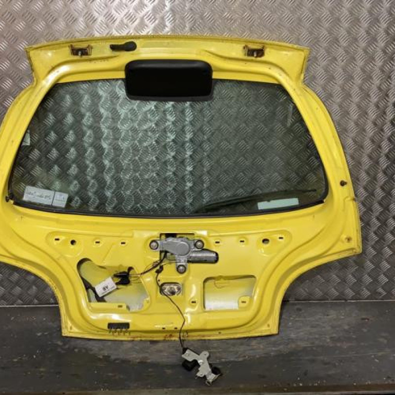Malle/Hayon arriere FORD KA 1 Photo n°5