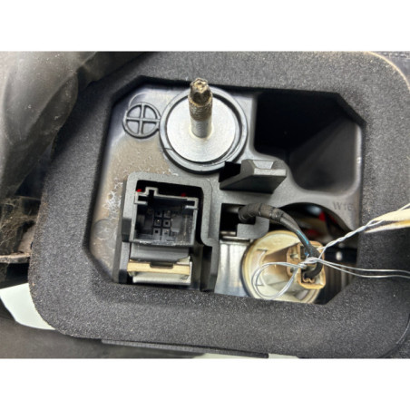 Feu arriere secondaire gauche (feux) PEUGEOT 5008 2