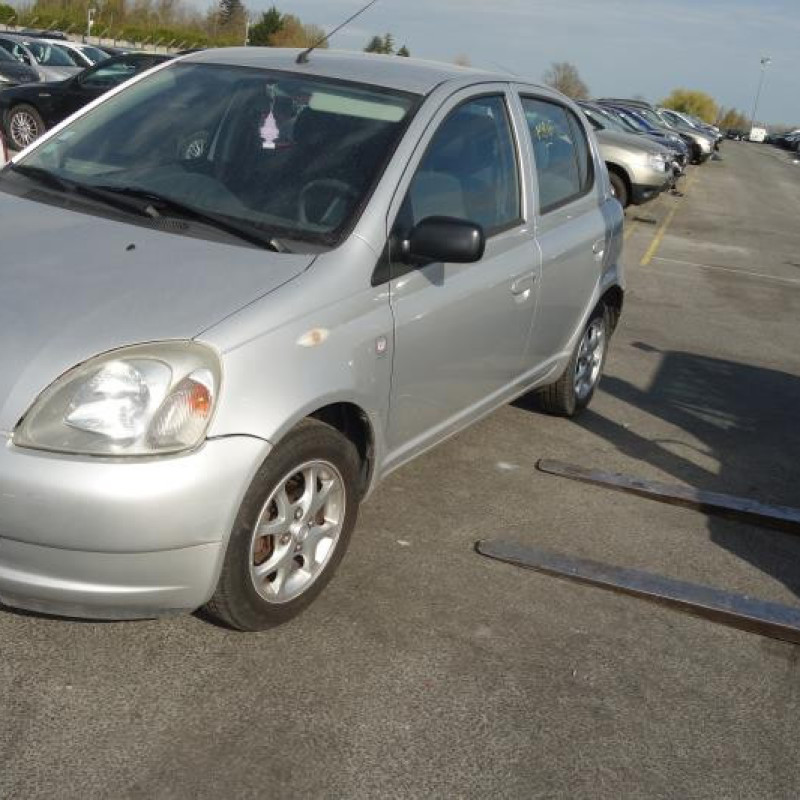 Attache ceinture arriere droit TOYOTA YARIS 1 Photo n°3