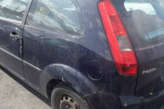 Moteur essuie glace arriere FORD FIESTA 5