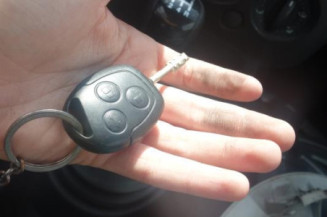 Moteur essuie glace arriere FORD FIESTA 5
