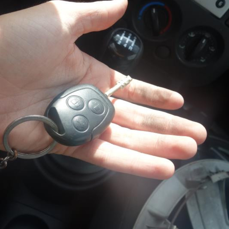 Moteur essuie glace arriere FORD FIESTA 5 Photo n°9