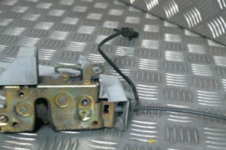 Serrure avant gauche FORD PUMA Photo n°1