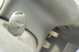 Serrure avant gauche FORD PUMA
