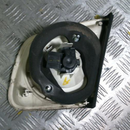 Feu arriere secondaire gauche (feux) VOLKSWAGEN JETTA 3