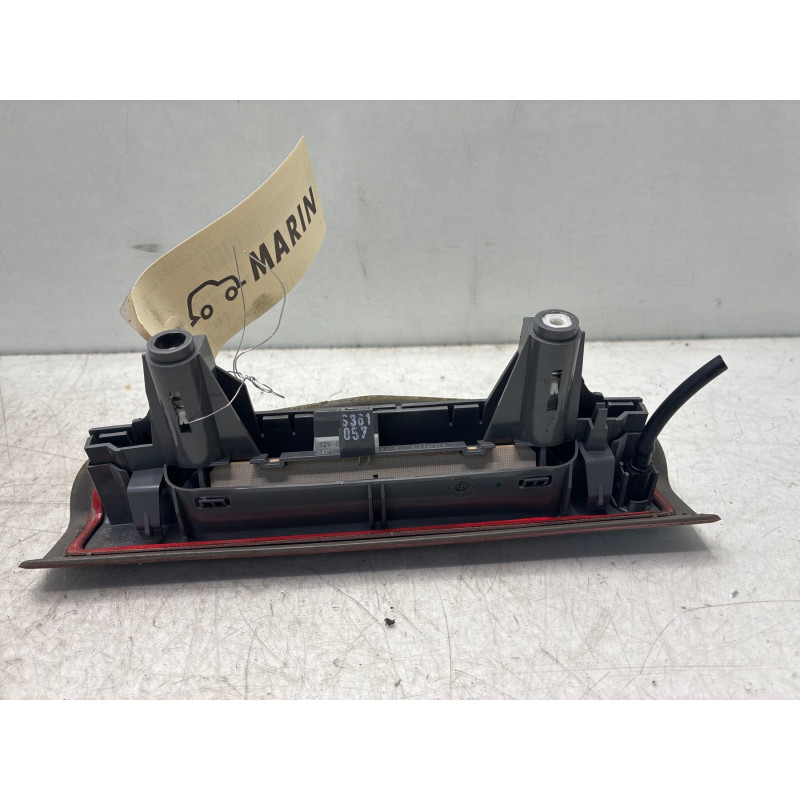 Feu arriere stop central OPEL CORSA D Photo n°2