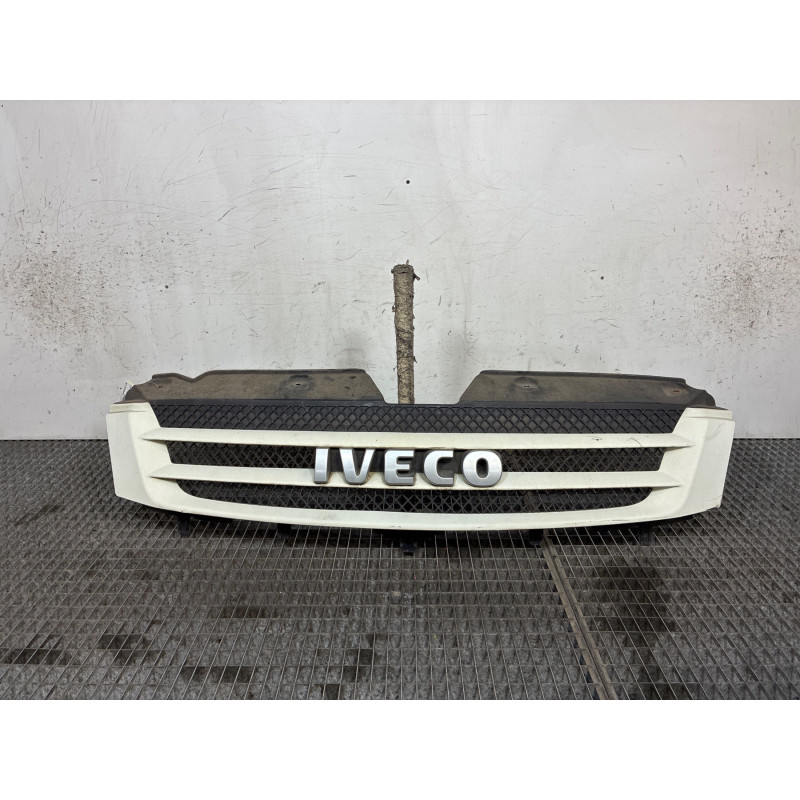 Calandre IVECO DAILY 4 Photo n°2