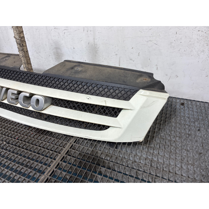 Calandre IVECO DAILY 4 Photo n°4