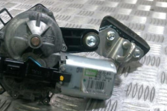 Moteur essuie glace arriere PEUGEOT 107