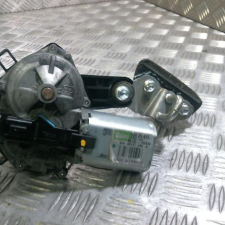 Moteur essuie glace arriere PEUGEOT 107