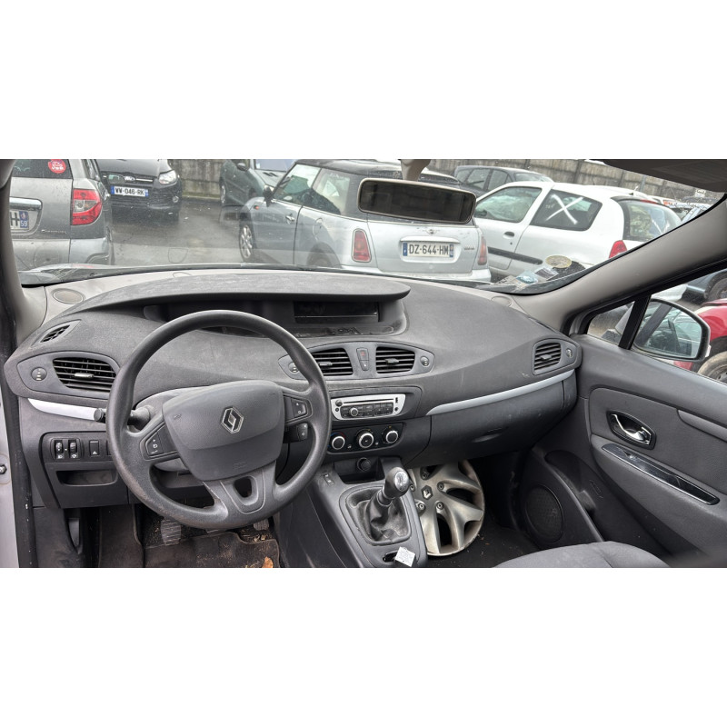 RENAULT SCENIC 3 PHASE 2 1.5 DCI - 8V TURBO Photo n°15