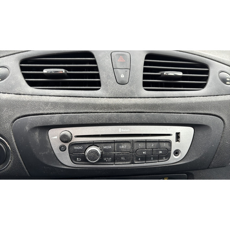RENAULT SCENIC 3 PHASE 2 1.5 DCI - 8V TURBO Photo n°17
