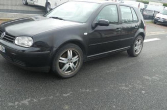 Serrure avant droit VOLKSWAGEN GOLF 4